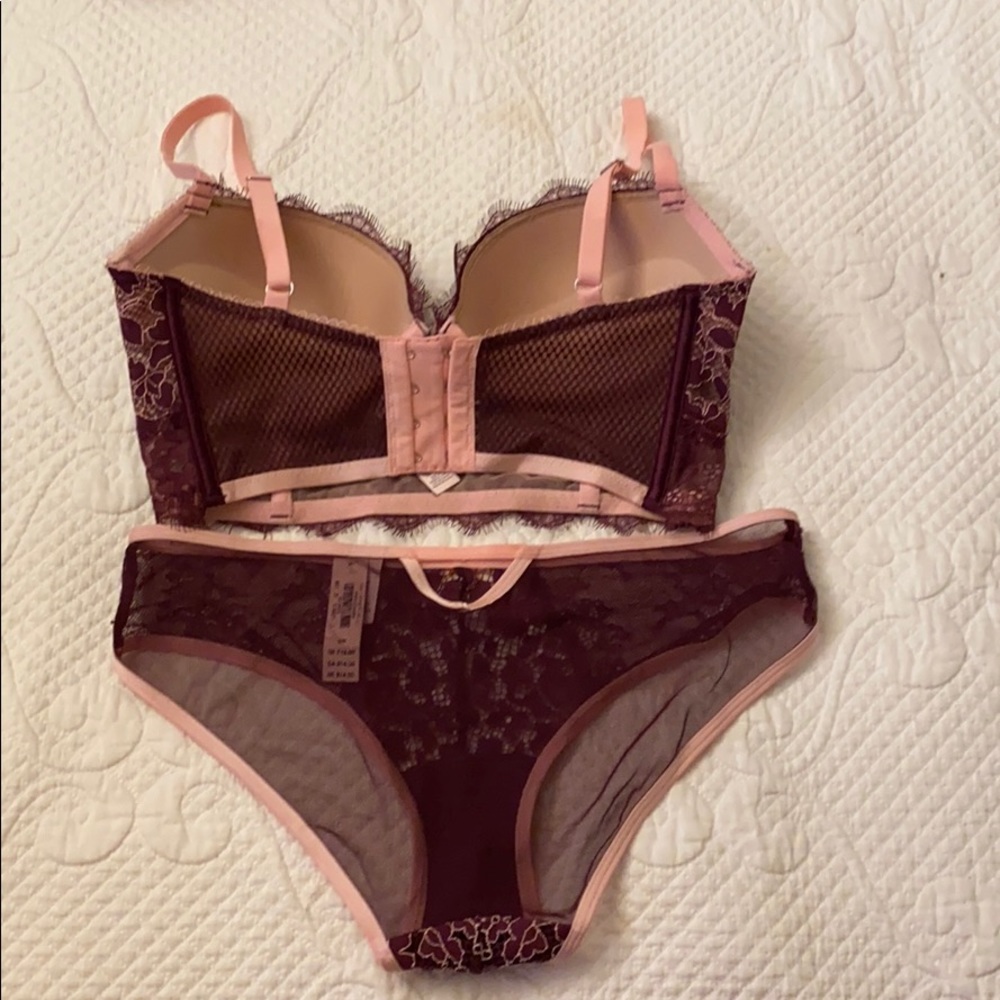 Victoria’s Secret Bra And Panty Set Gem